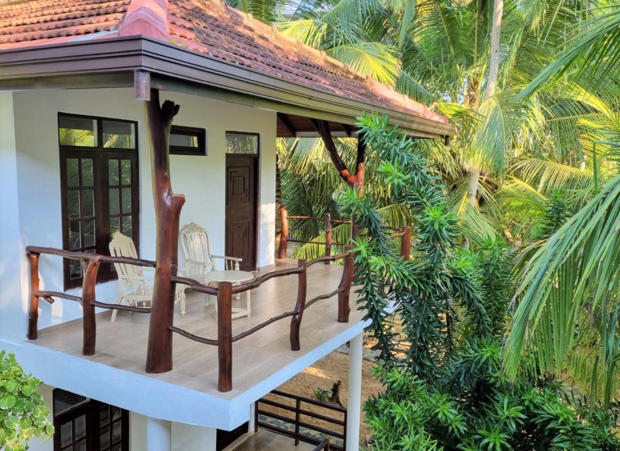 Golden Beach Paradise Tangalle Extérieur photo