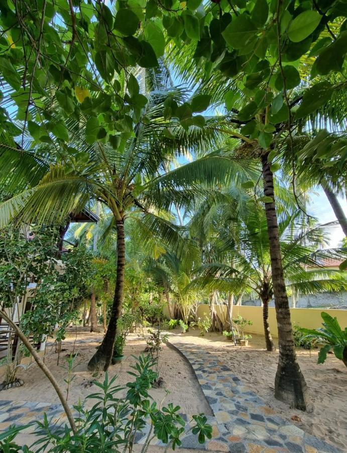 Golden Beach Paradise Tangalle Extérieur photo