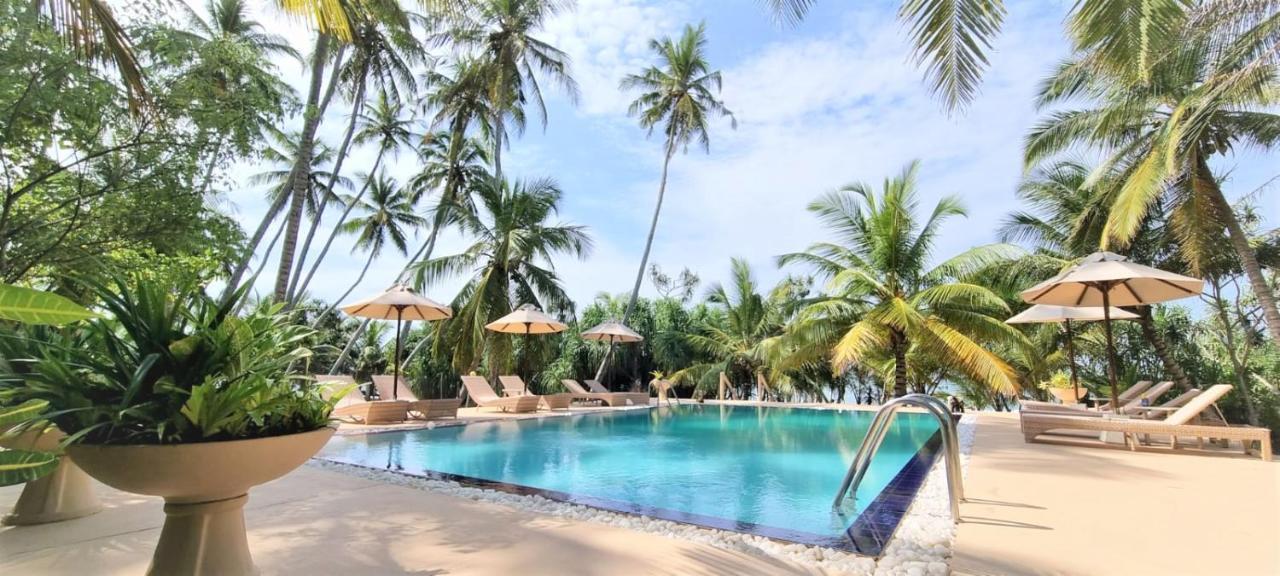 Golden Beach Paradise Tangalle Extérieur photo