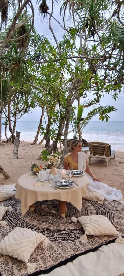 Golden Beach Paradise Tangalle Extérieur photo