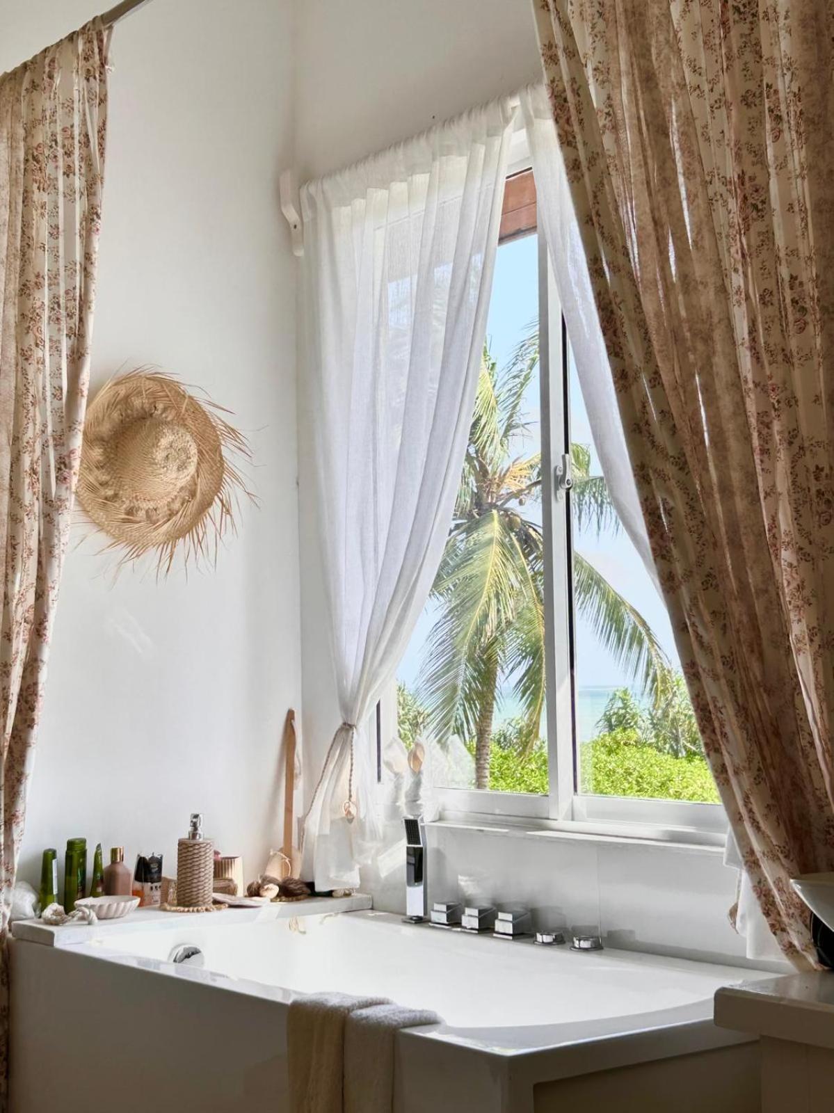Golden Beach Paradise Tangalle Extérieur photo